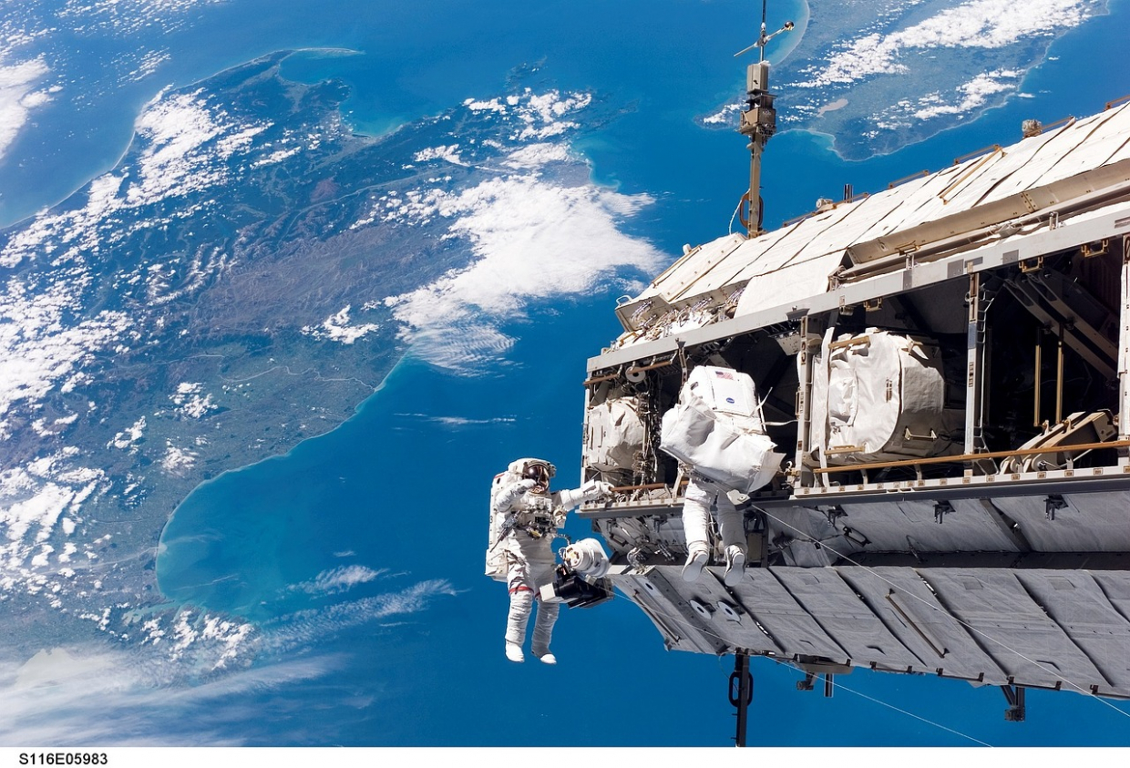 gallery/astronaut-928886_1280